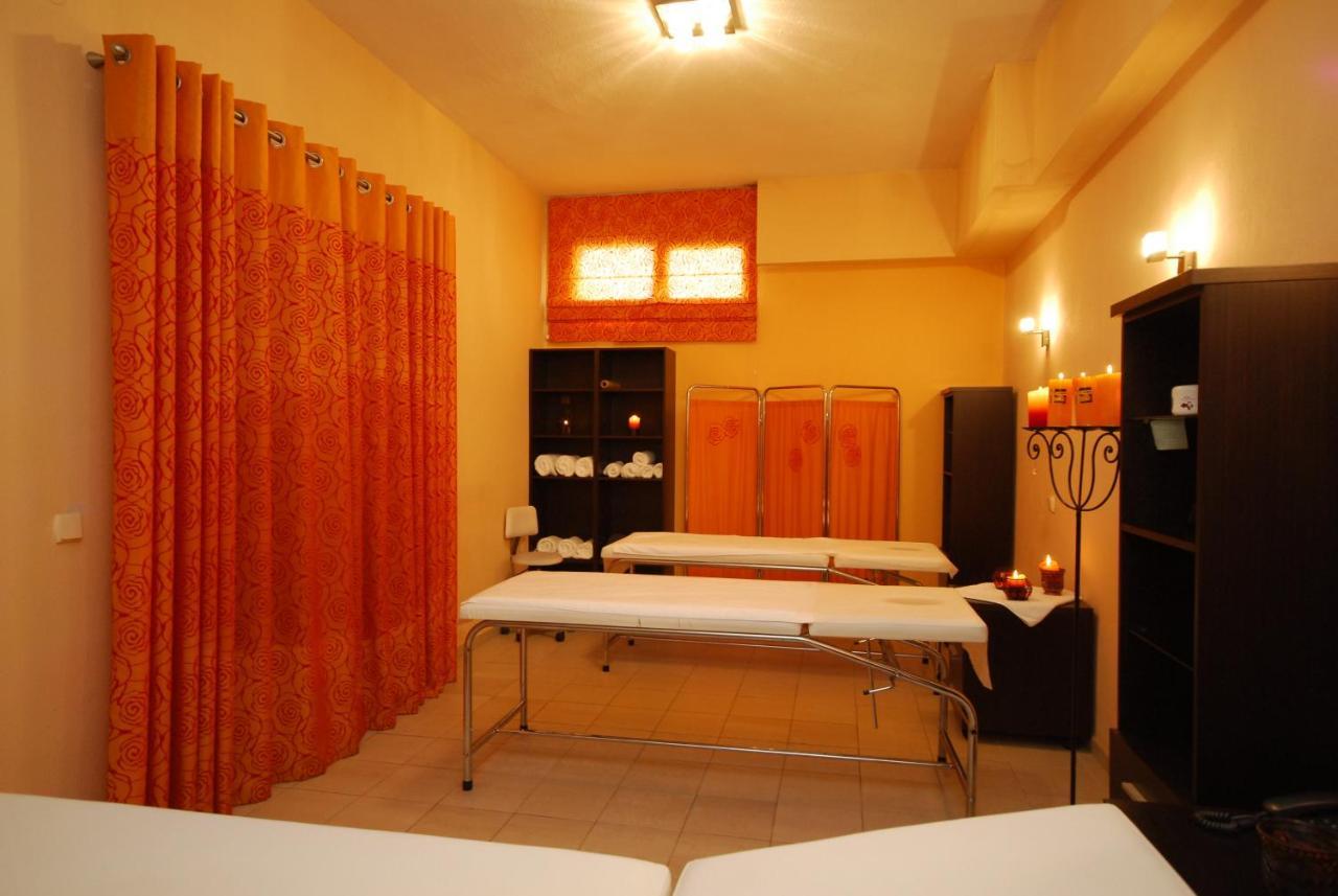 4 Epoxes Hotel Spa Като-Лутракі Екстер'єр фото