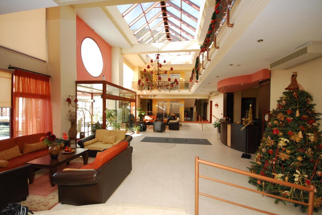 4 Epoxes Hotel Spa Като-Лутракі Екстер'єр фото